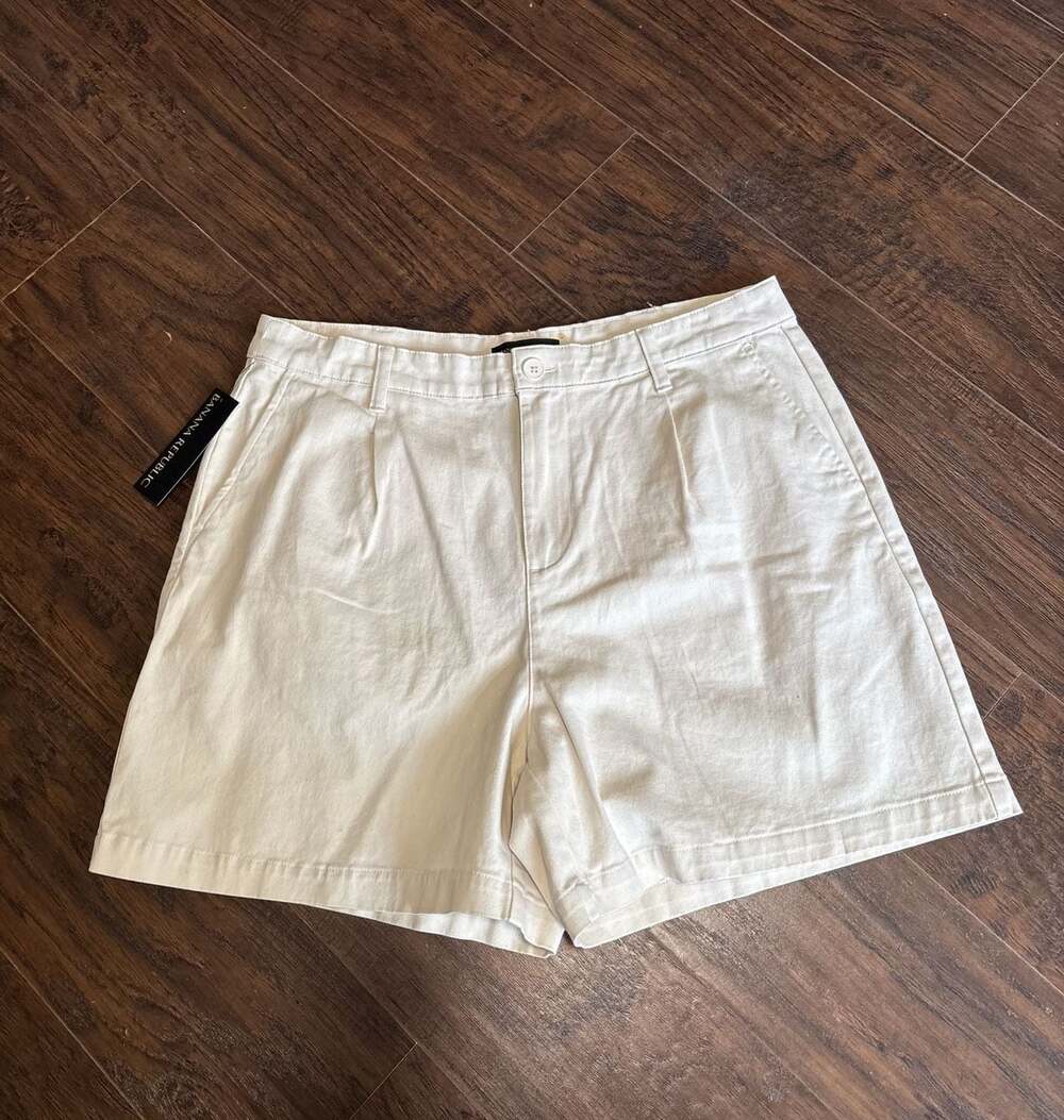 Banana Republic Ryan Textured Shorts in Cream Size 12